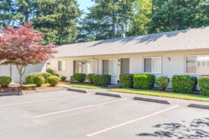 133-143-Friendship-Ave-SE-Salem_11
