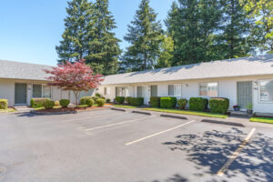 133-143-Friendship-Ave-SE-Salem_12