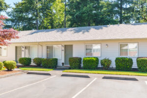 133-143-Friendship-Ave-SE-Salem_14