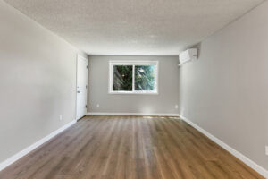 2048 Highway 99W McMinnville_28