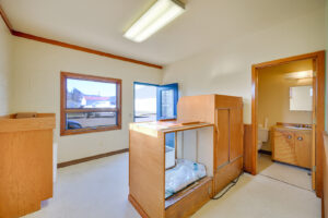 212 NE D St Willamina_25