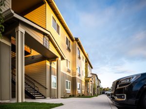 4624-autumn-woods-exterior-11