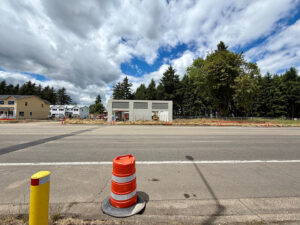 4981 Portland Rd 3