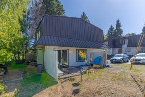 708 Davis St SE McMinnville OR_09