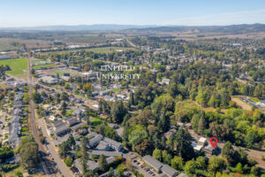 708 Davis St SE McMinnville OR_11