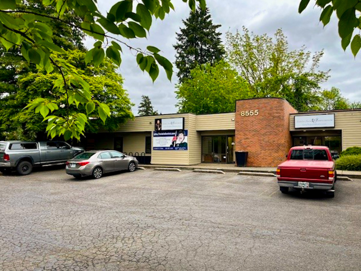 8555 Tualatin ext 5_web