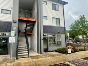 River Rd N 3675 Ste 106_06