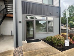 River Rd N 3675 Ste 106_07